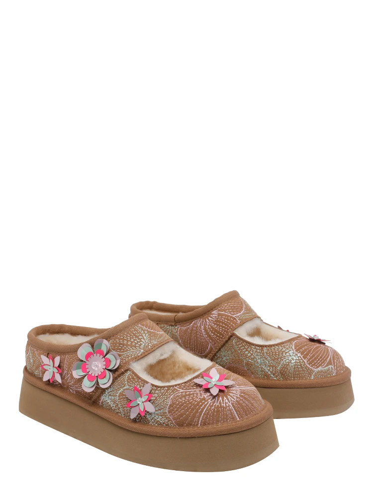 UGG Flat shoes Beige alternative