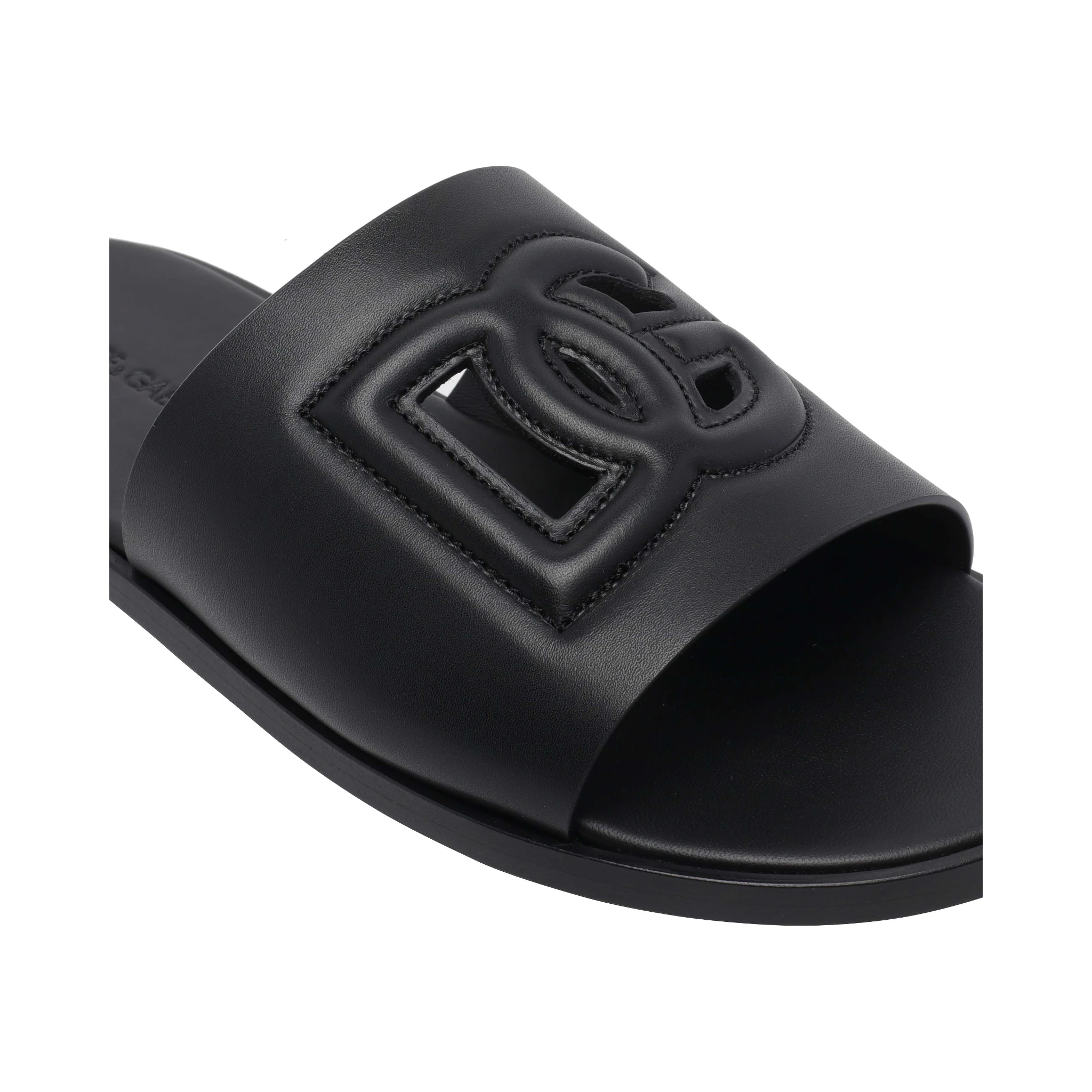 صندل دولتشي آند غابانا أسود