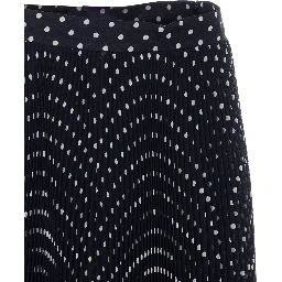 تنانير فالنتينو غارافاني سوداء