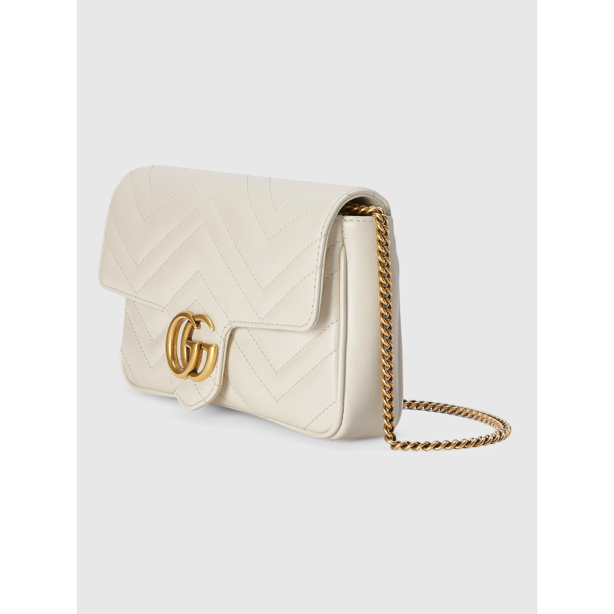 GG Marmont mini bag in white matelassé chevron leather