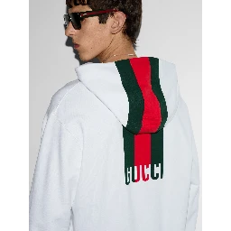 كنزات غوتشي بيضاء