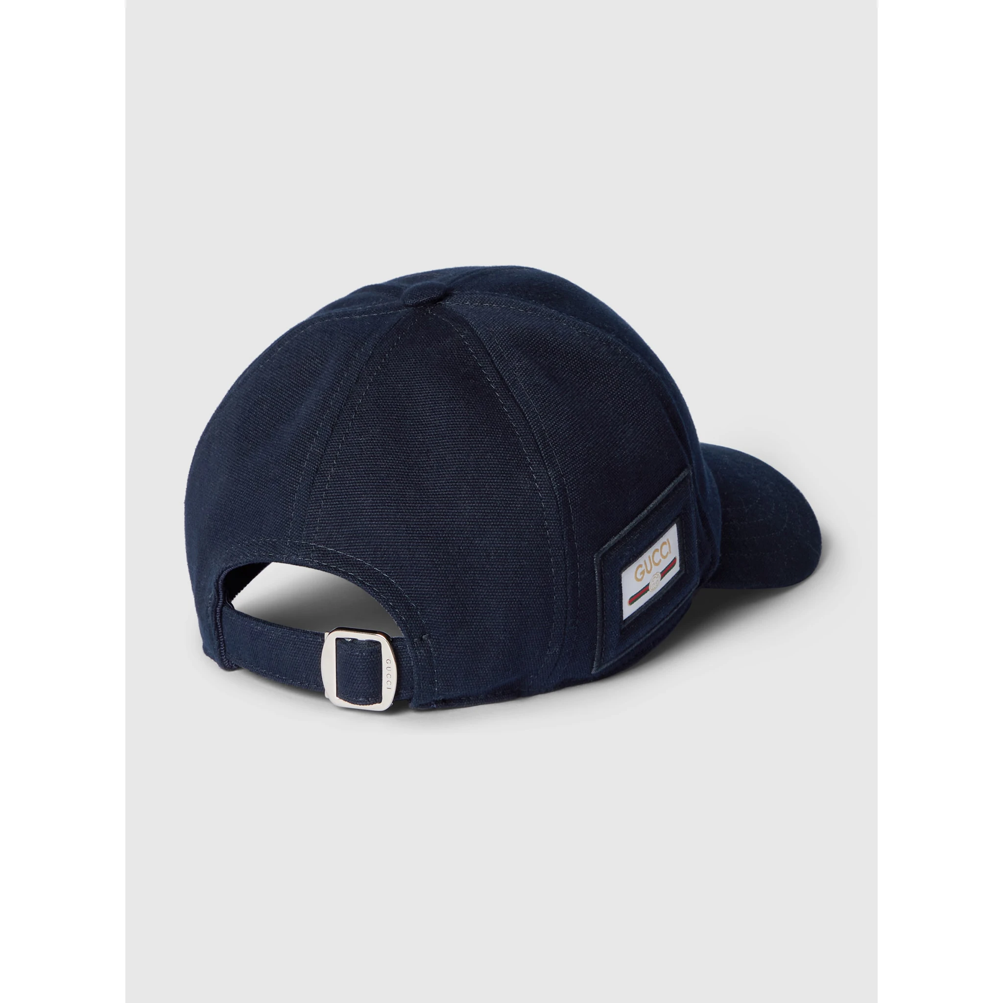 قبعات غوتشي زرقاء