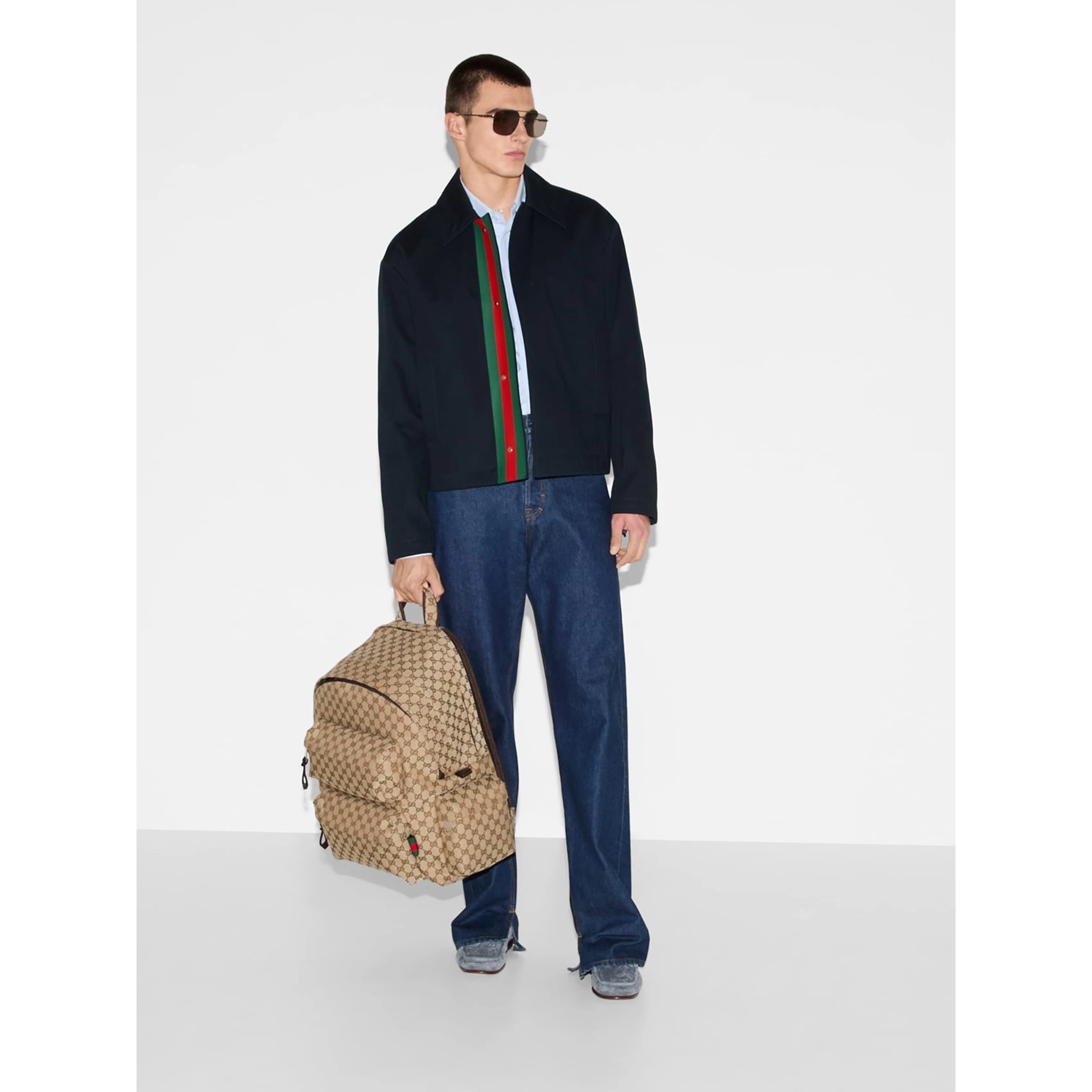 جاكيتات غوتشي زرقاء