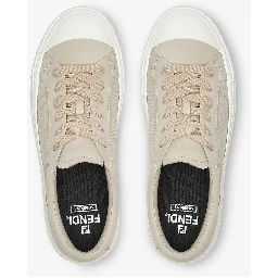 حذاء رياضي من فندي بيج