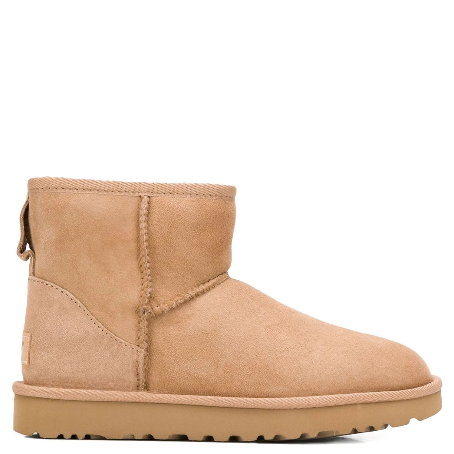 أحذية UGG بيج