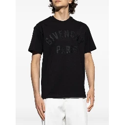 تيشيرتات وبولو جيفنشي سوداء