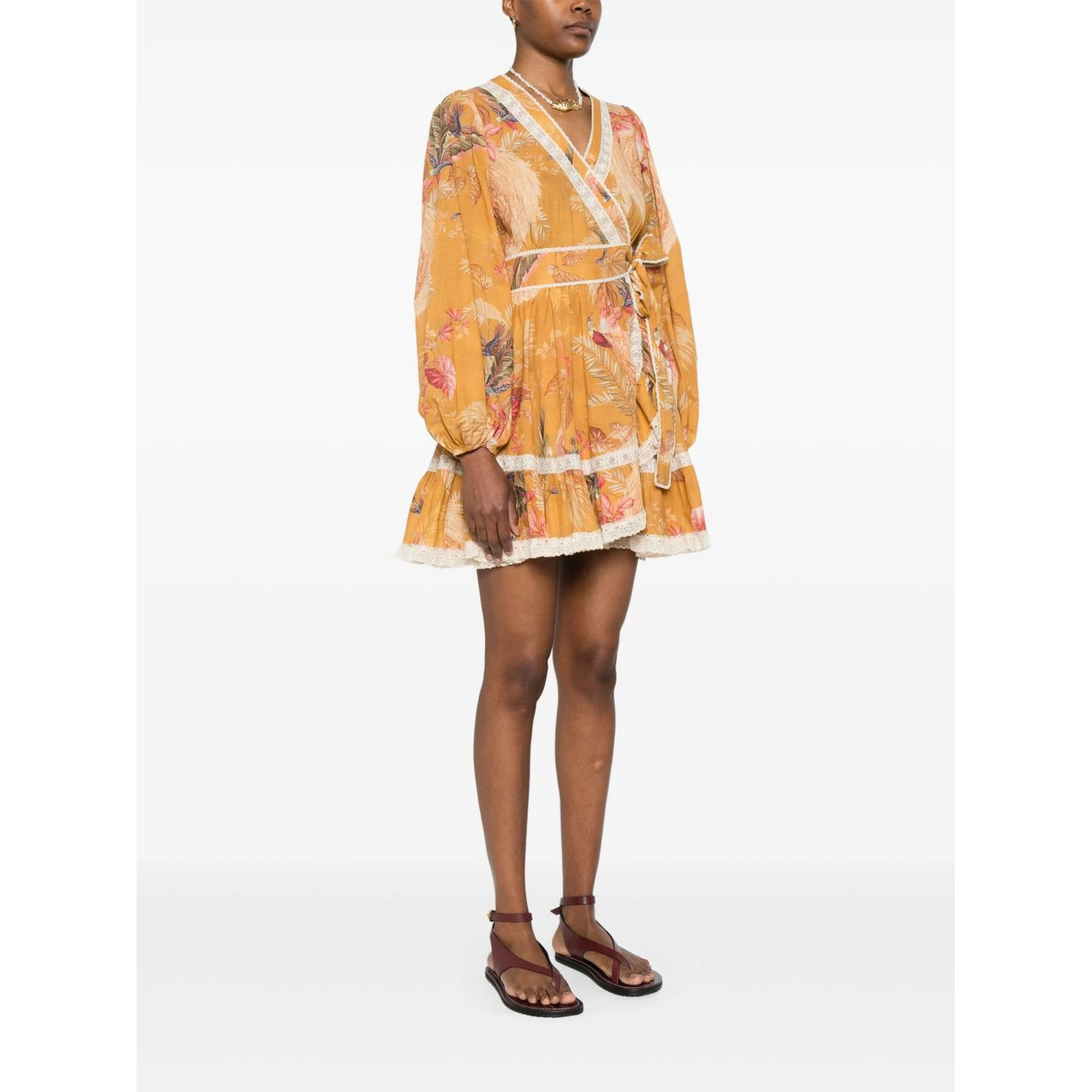 فساتين زيمرمان الصفراء