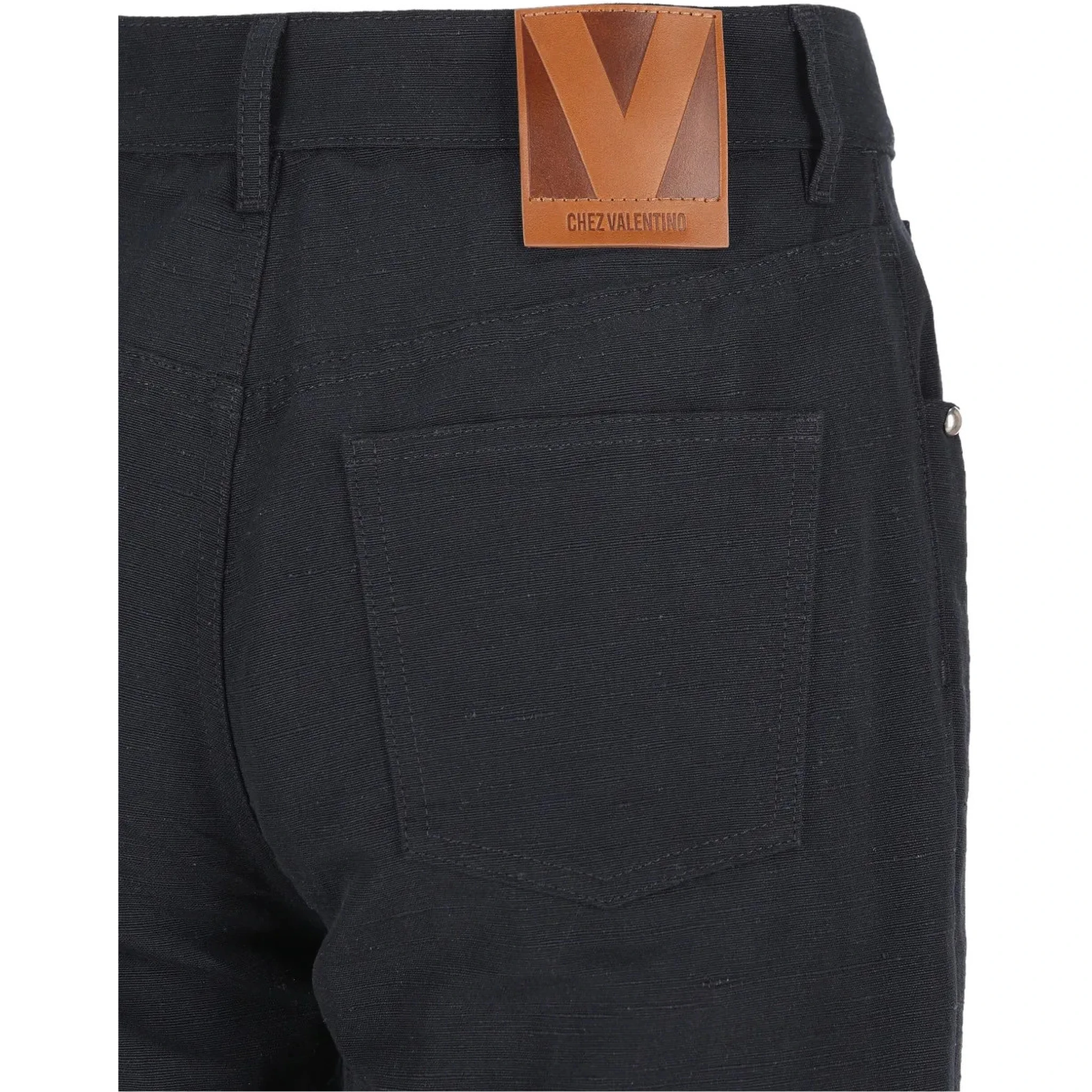 Valentino Garavani RTW... Black