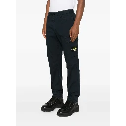 ملابس جاهزة من ستون آيلاند... أزرق