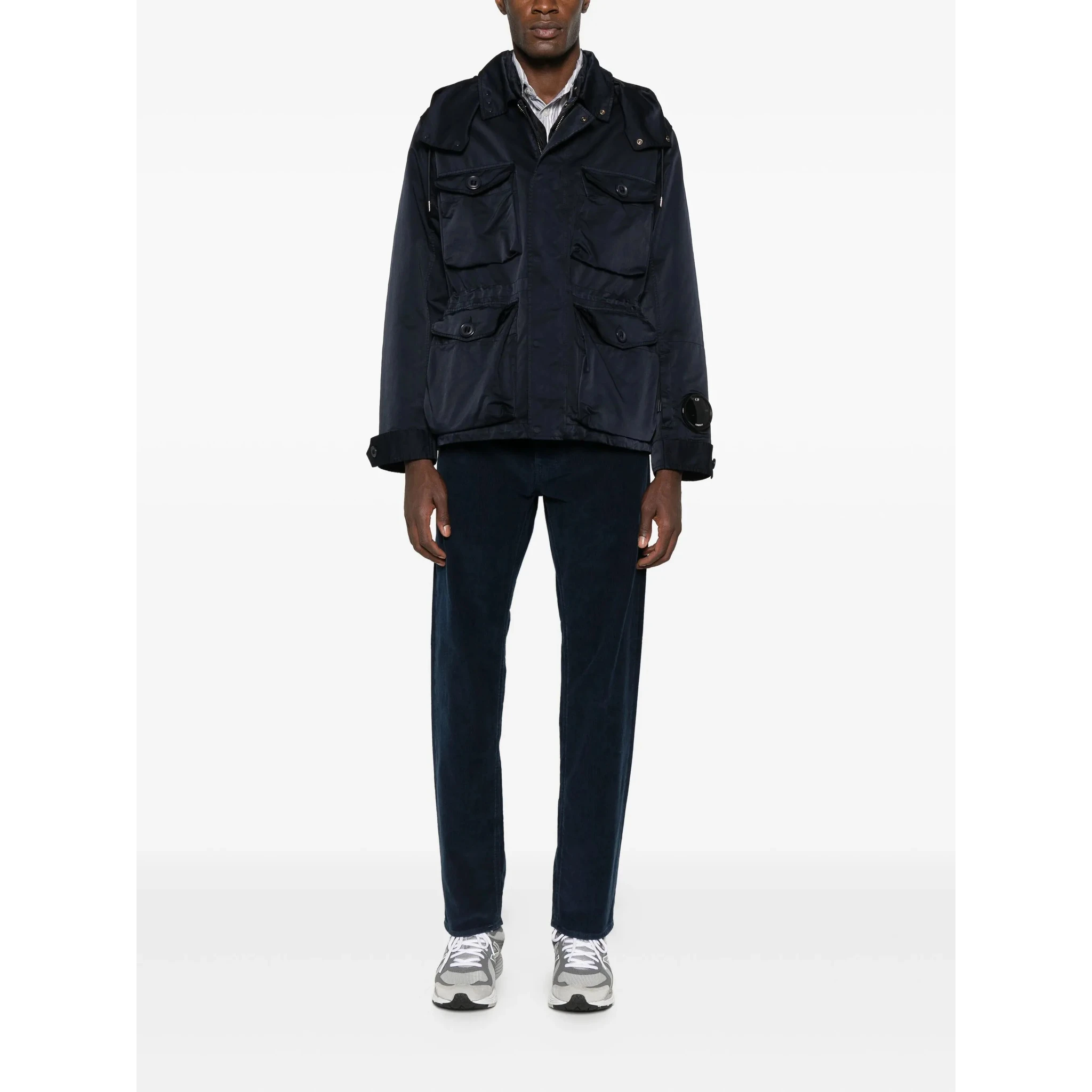 ملابس جاهزة من ستون آيلاند... أزرق