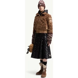 تنانير مونكلير سوداء