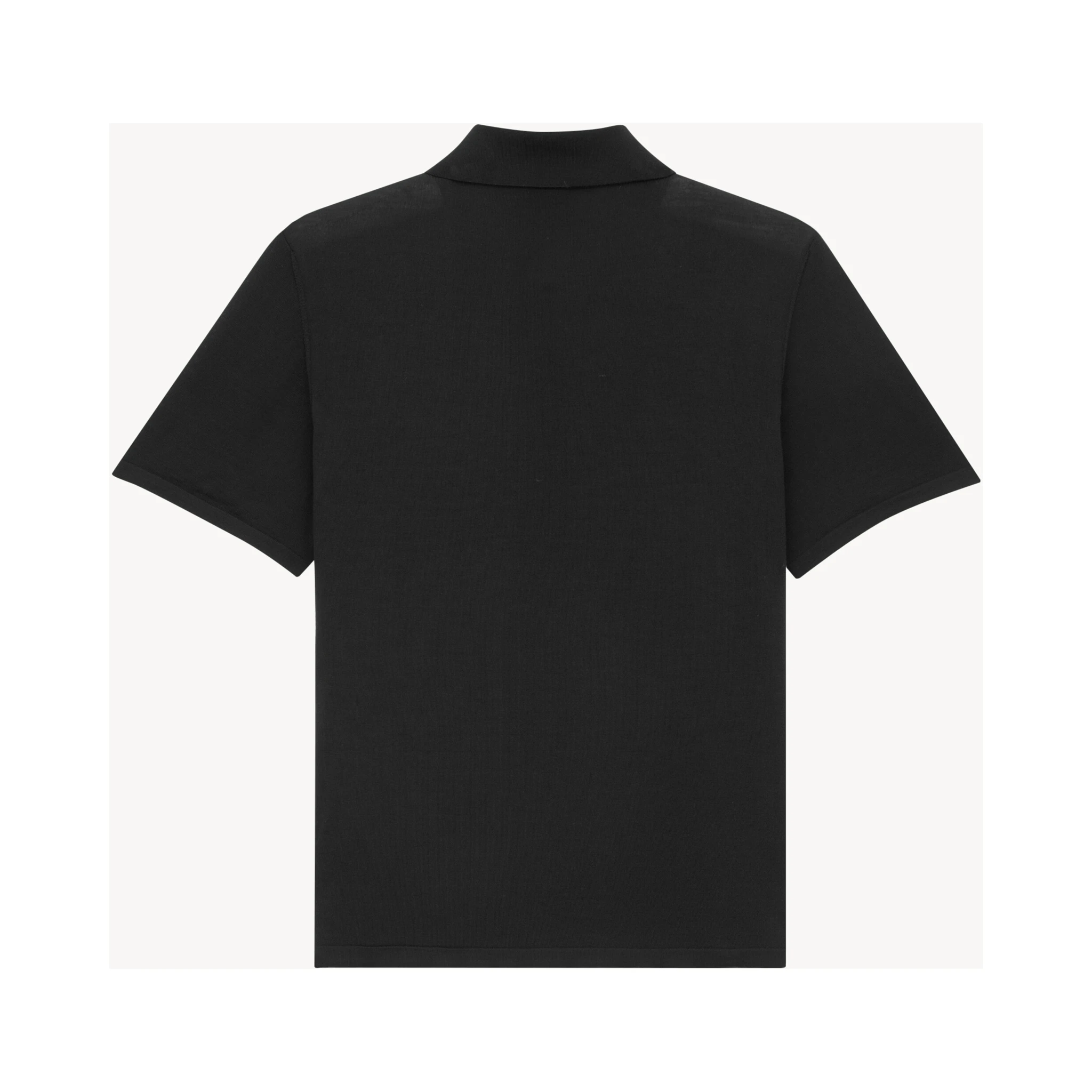 تيشيرتات وبولو سوداء من سان لوران