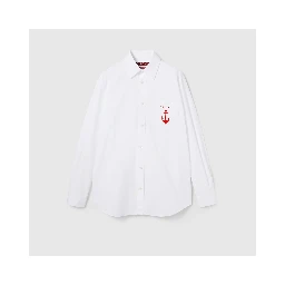 قمصان غوتشي بيضاء