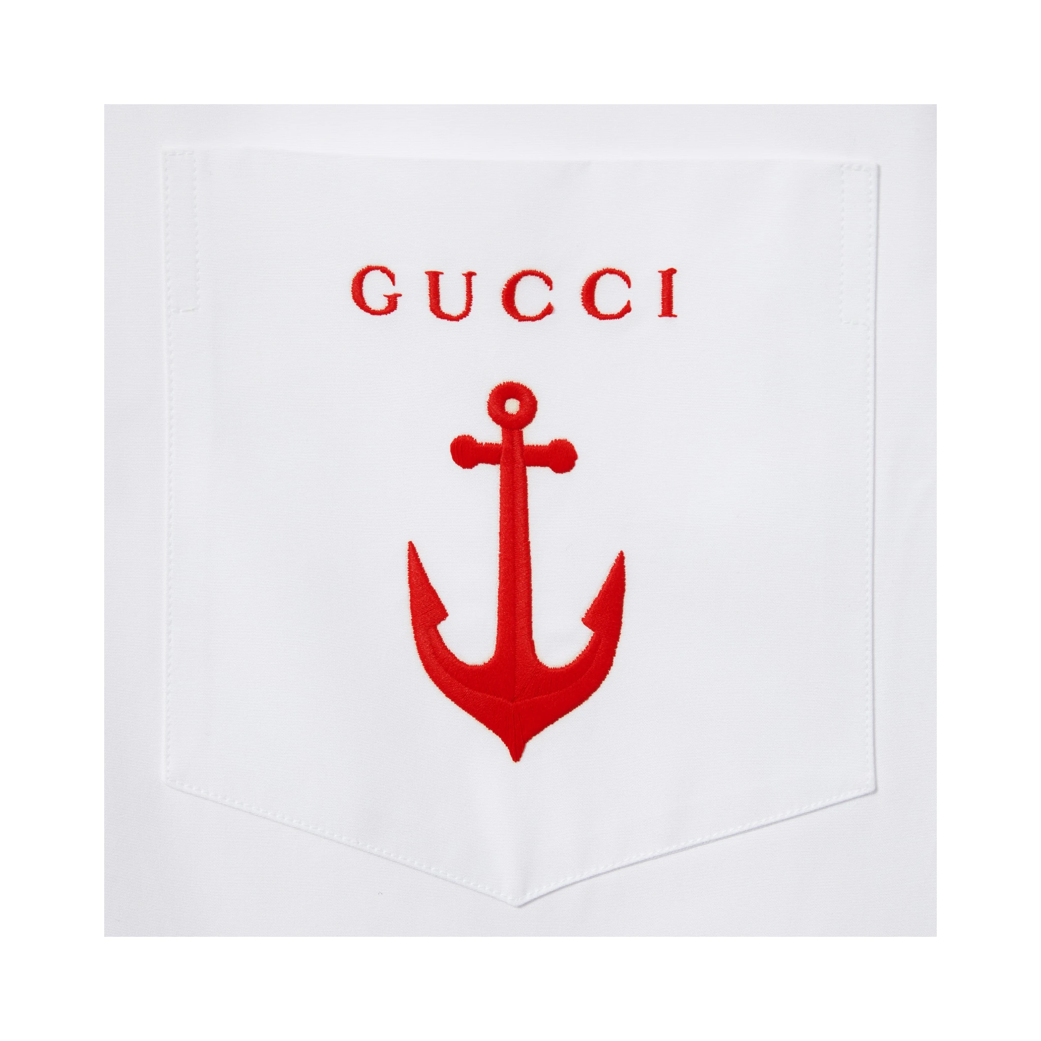 قمصان غوتشي بيضاء