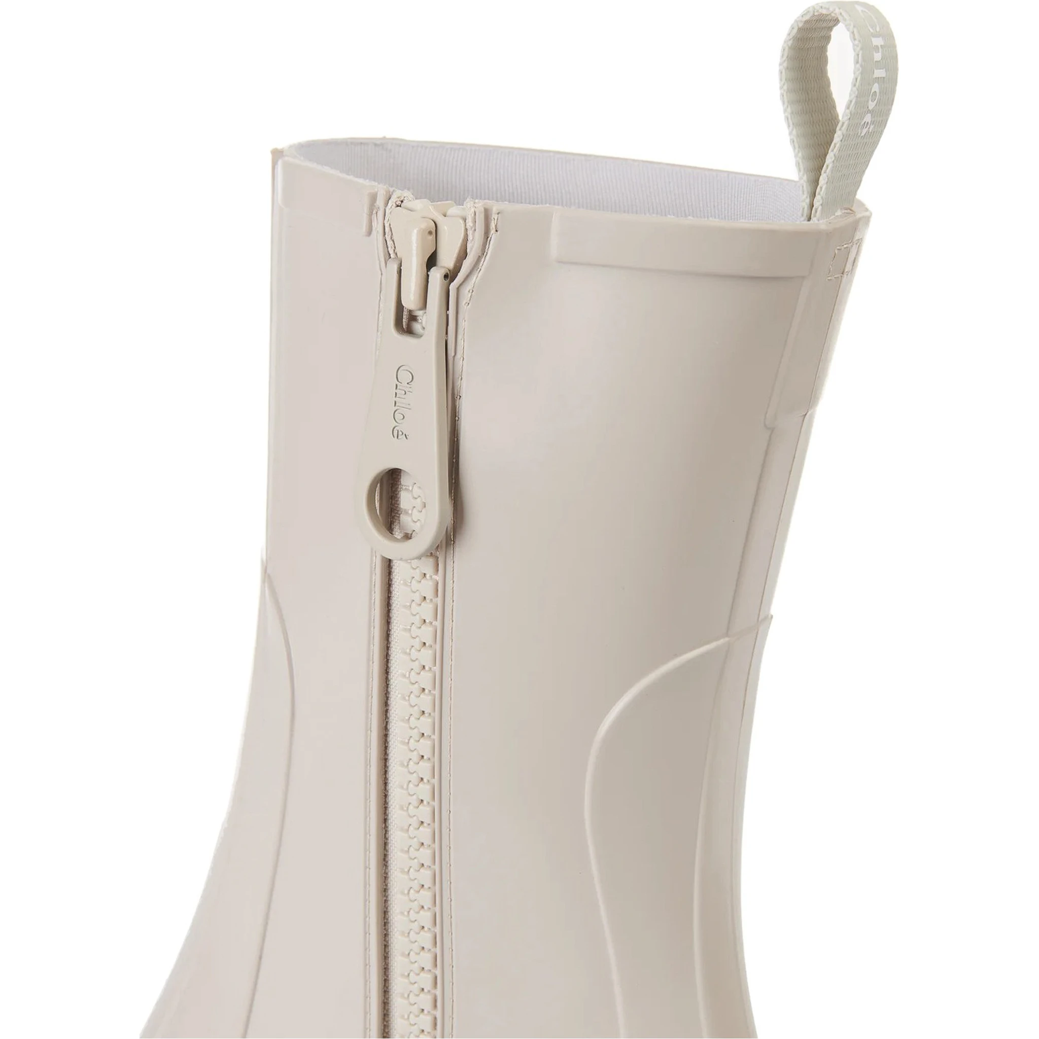 أحذية كلوي بيج