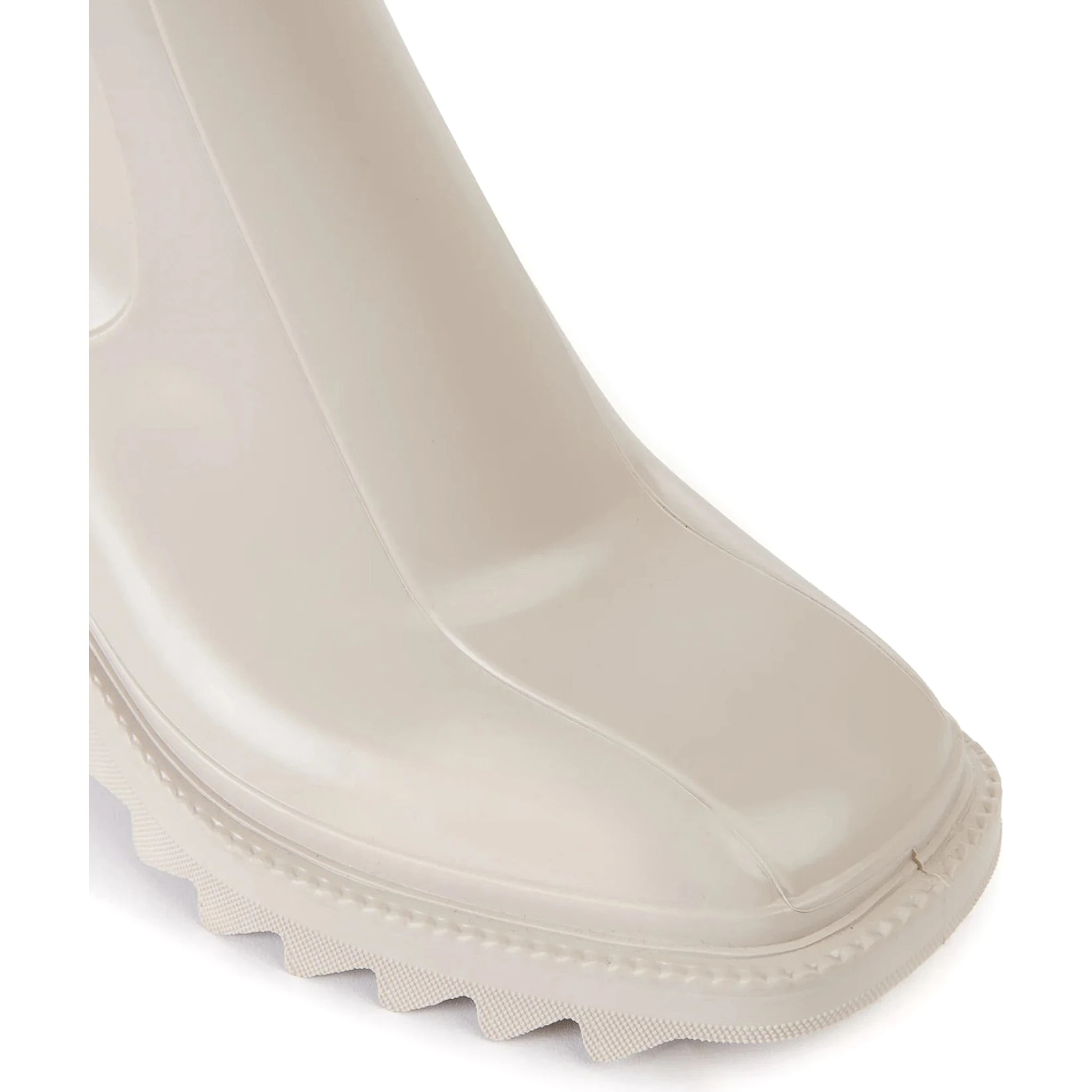 أحذية كلوي بيج