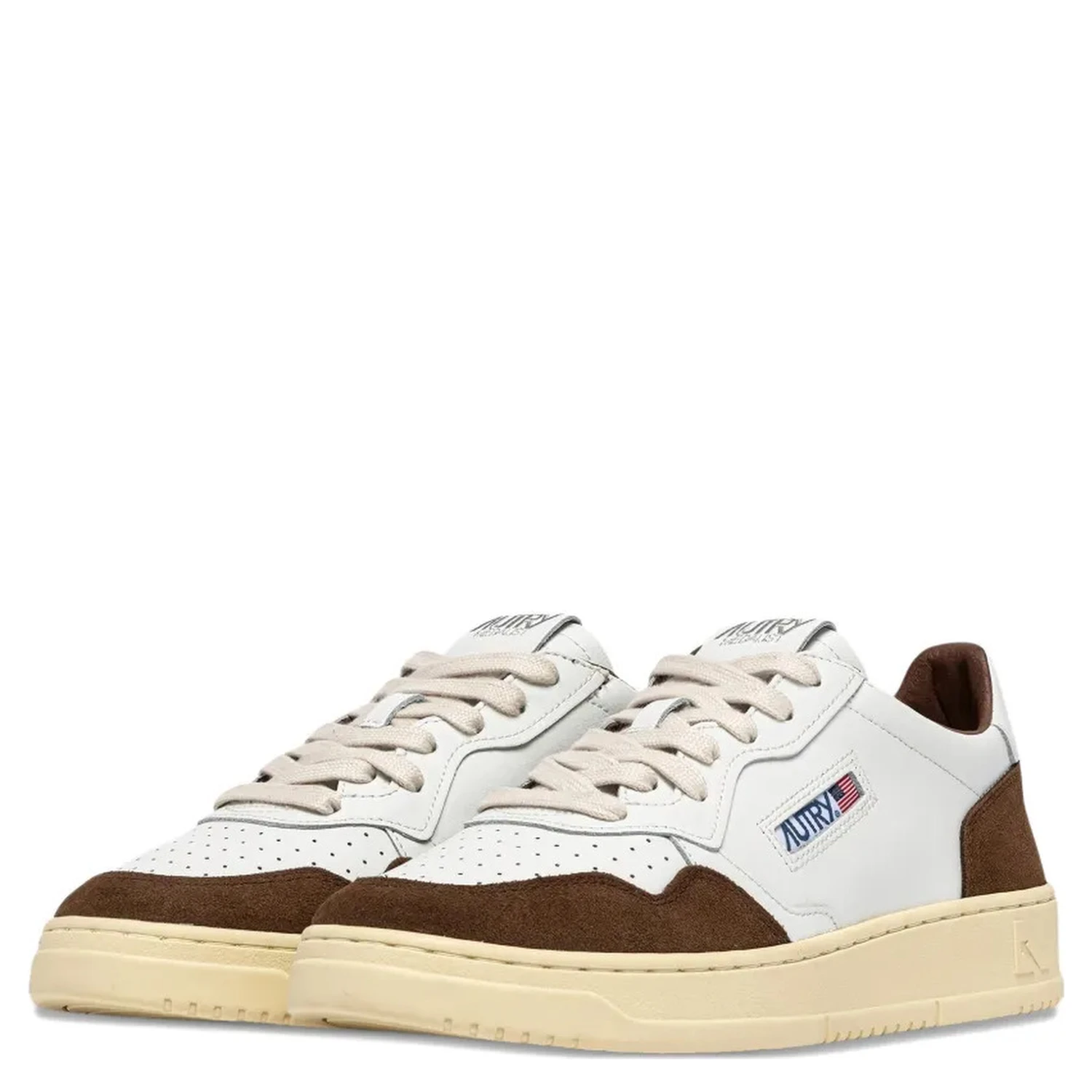 logo-patch leather sneakers