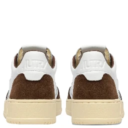 logo-patch leather sneakers