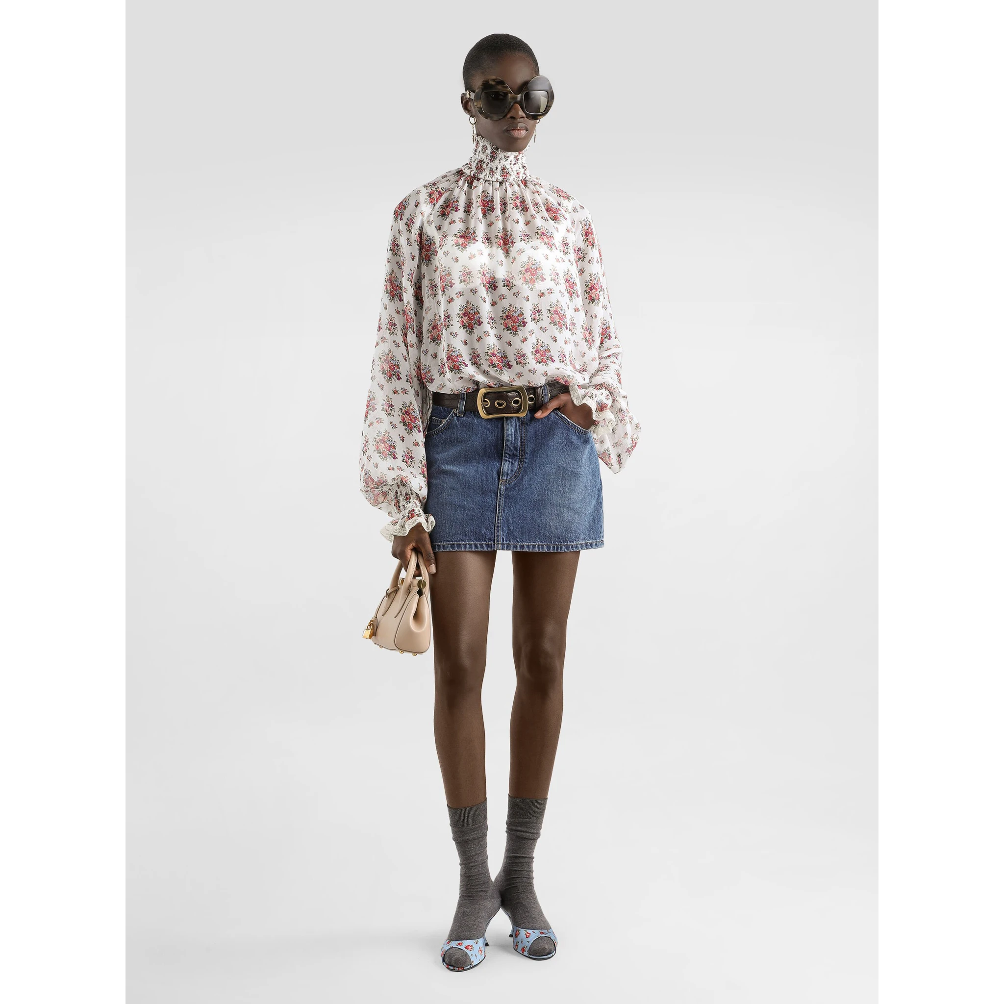 تنانير دولتشي آند غابانا زرقاء