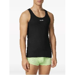 ملابس داخلية سوداء من فرزاتشي