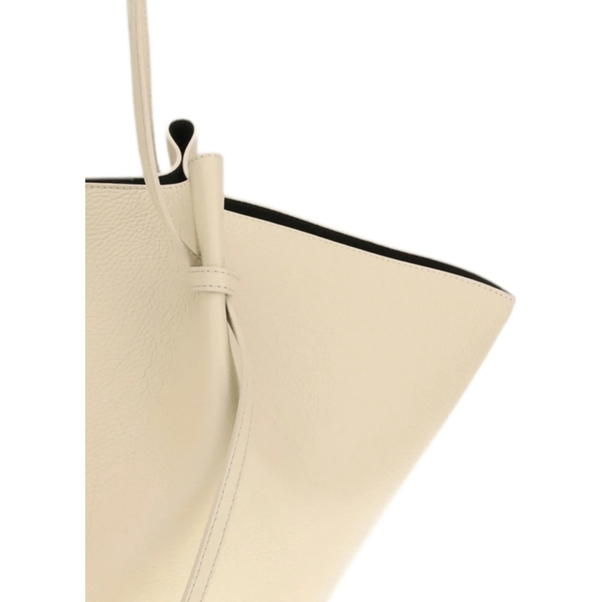 Yuzefi Bags.. White