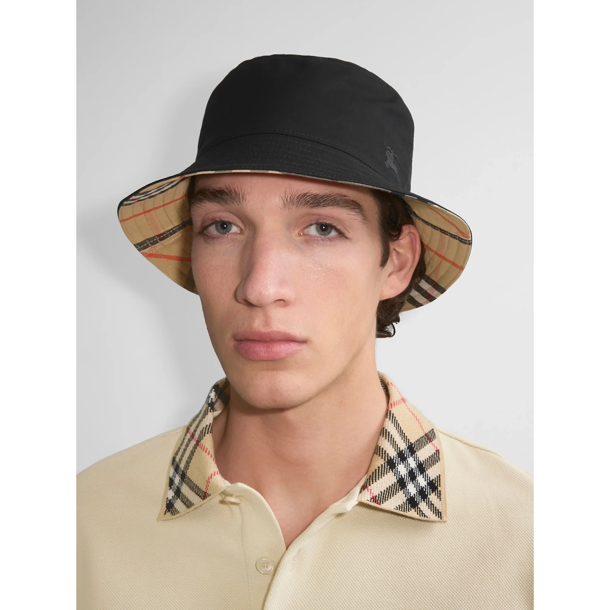 Burberry Hats Black