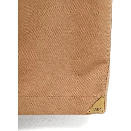 تنانير كلوي بنية اللون