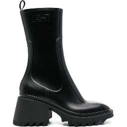 بوت أسود من كلوي