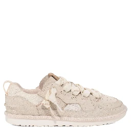 حذاء رياضي أبيض من UGG