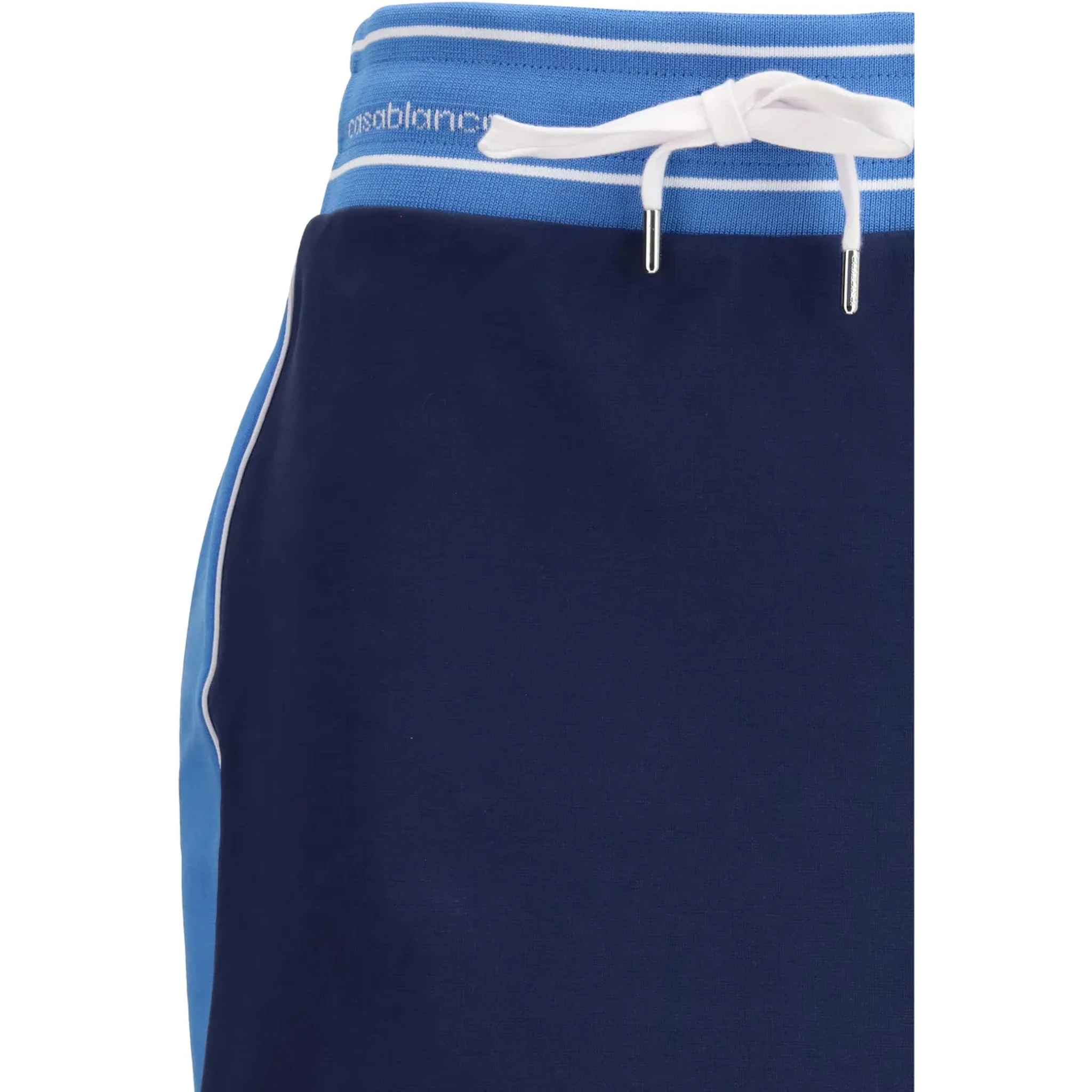 ملابس كازابلانكا