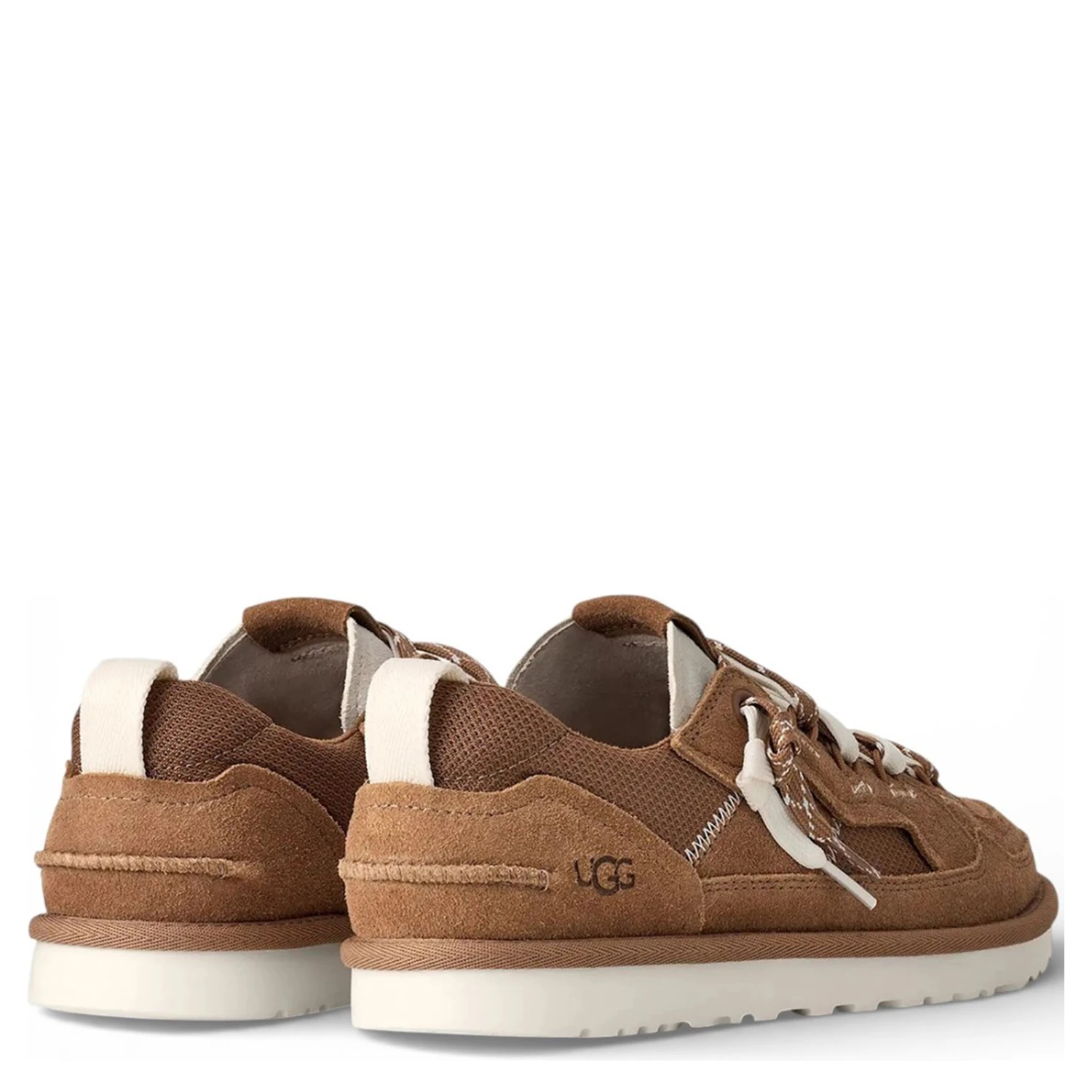 حذاء رياضي بني من UGG