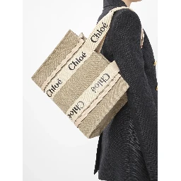 Chloè Bags.. Beige