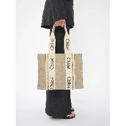 Chloè Bags.. Beige