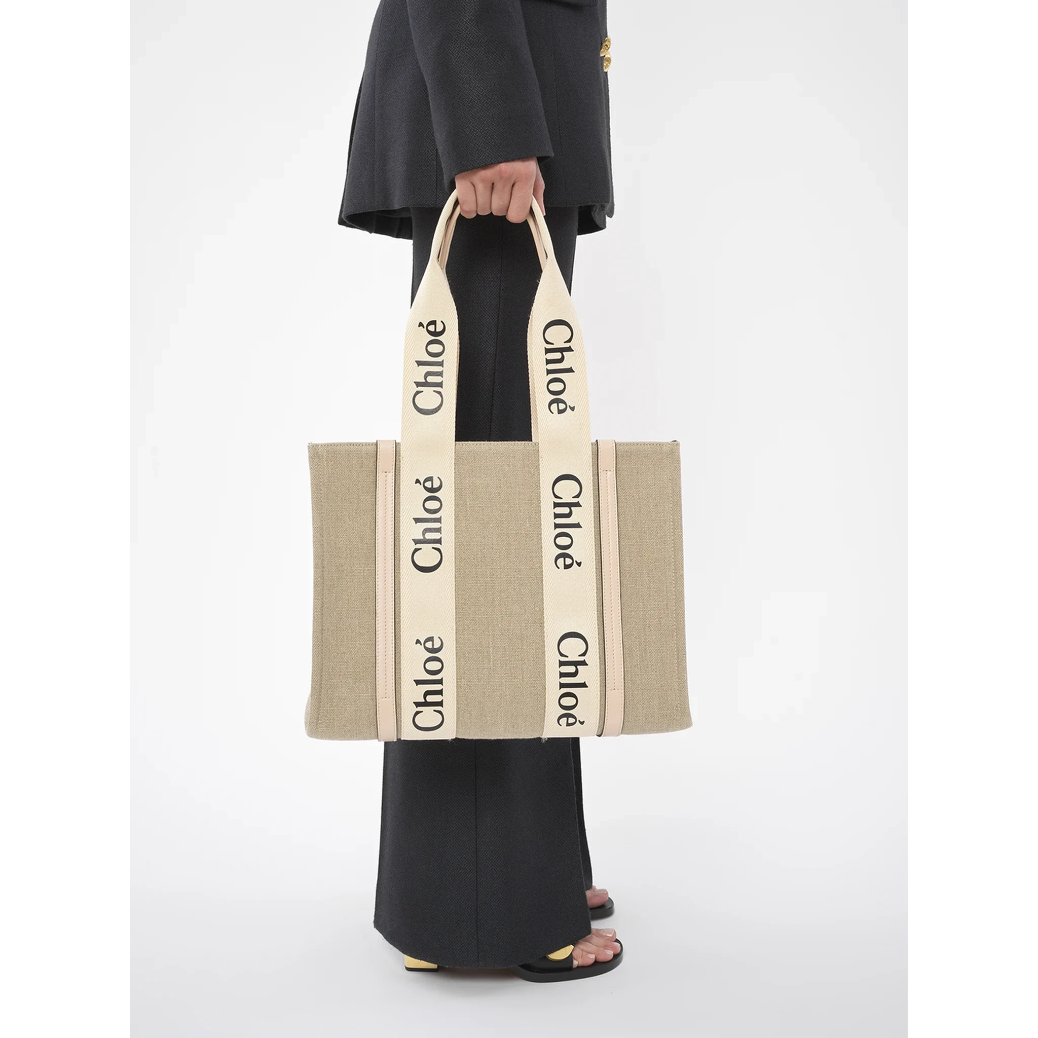 Chloè Bags.. Beige