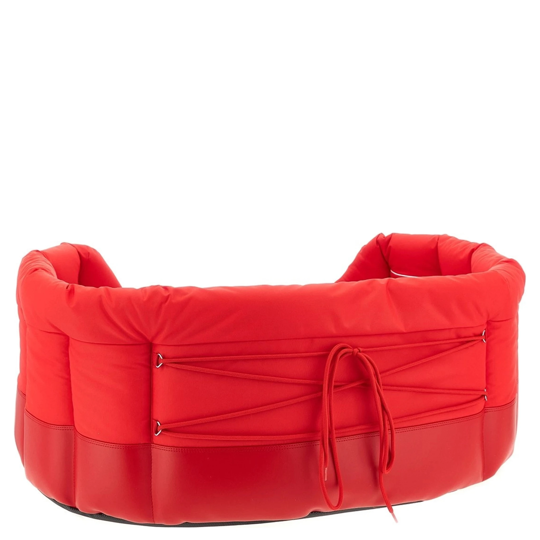 بولدو دوغ كوتور × مون بوت