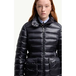 معاطف مونكلير زرقاء