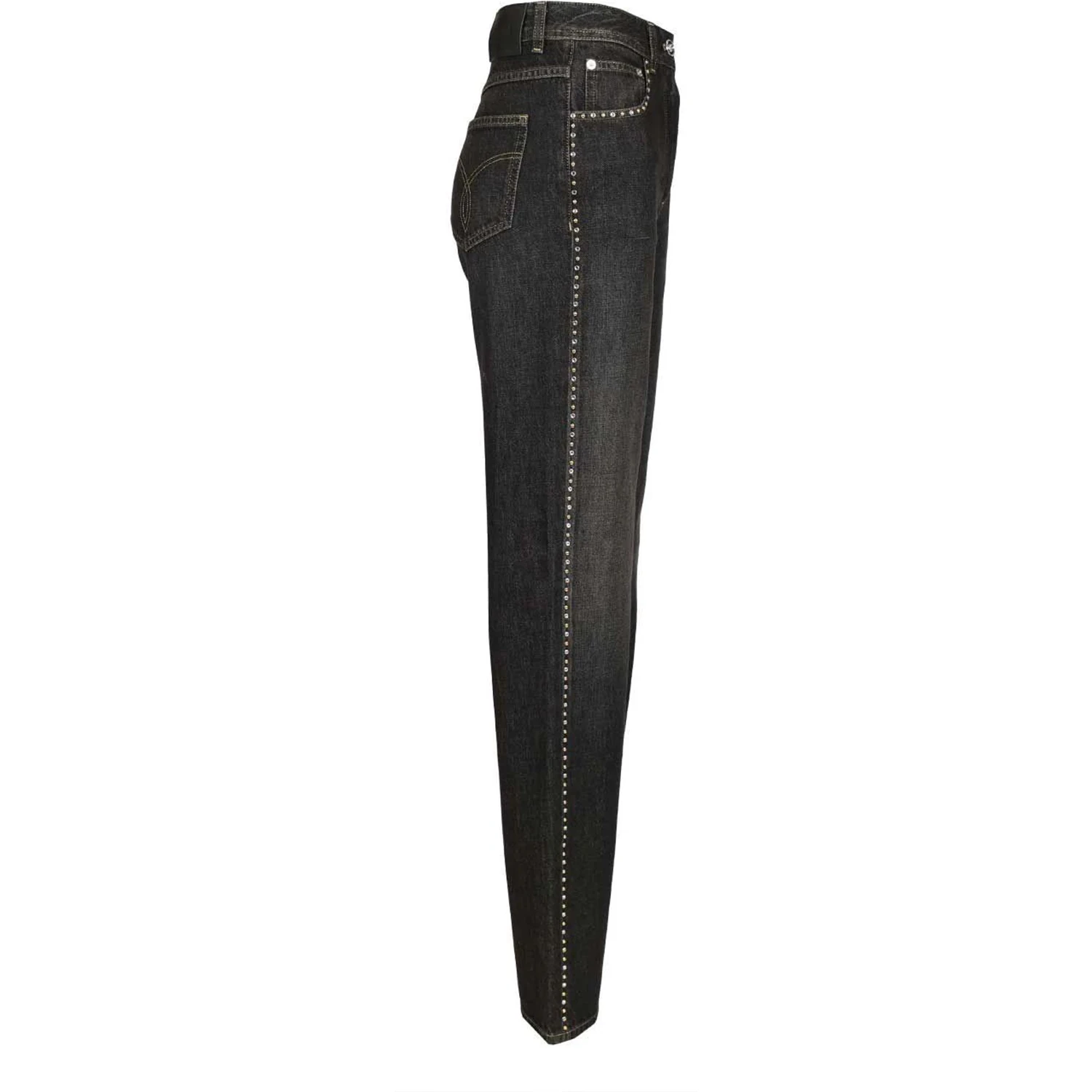 Jeans with studs