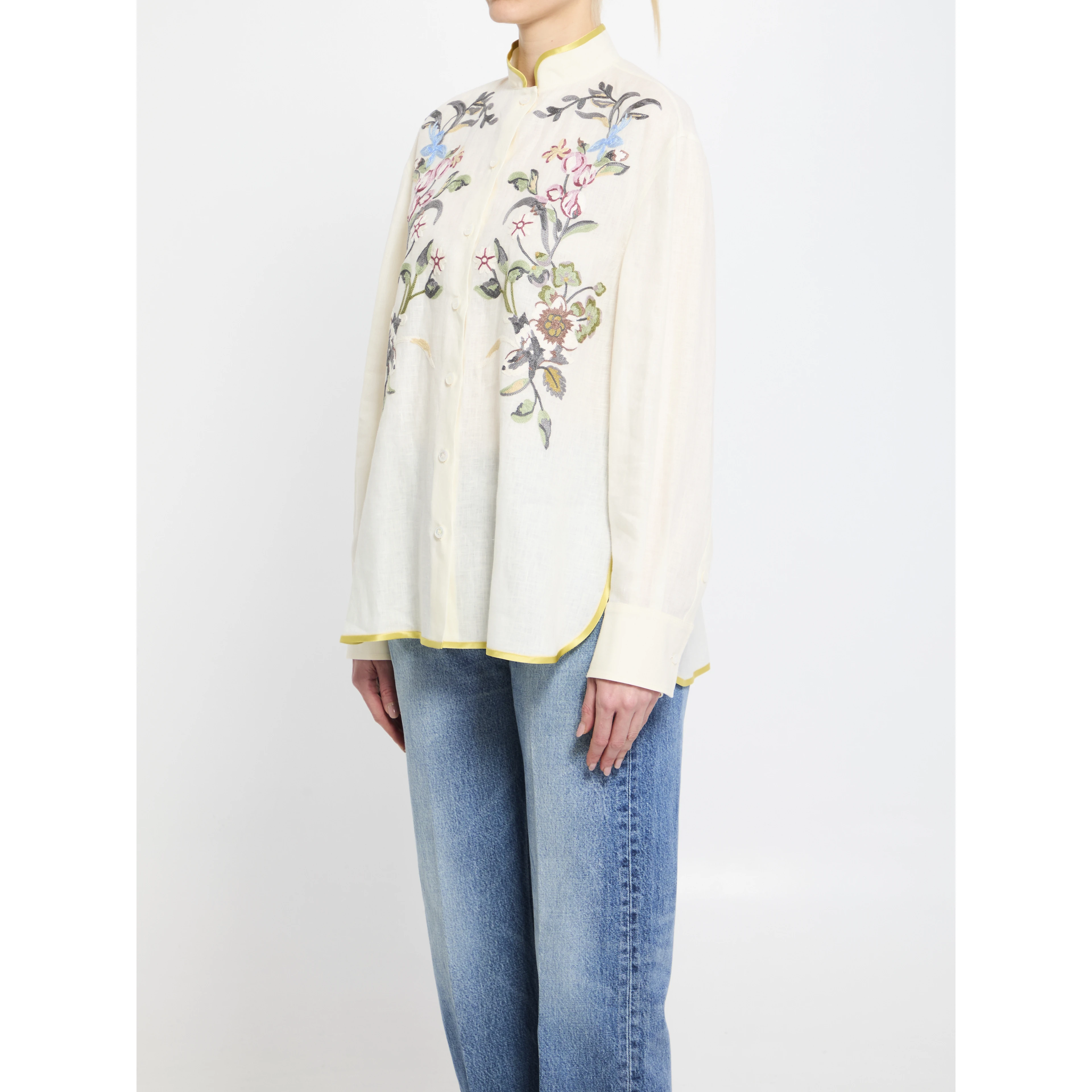 Linen shirt with embroidery