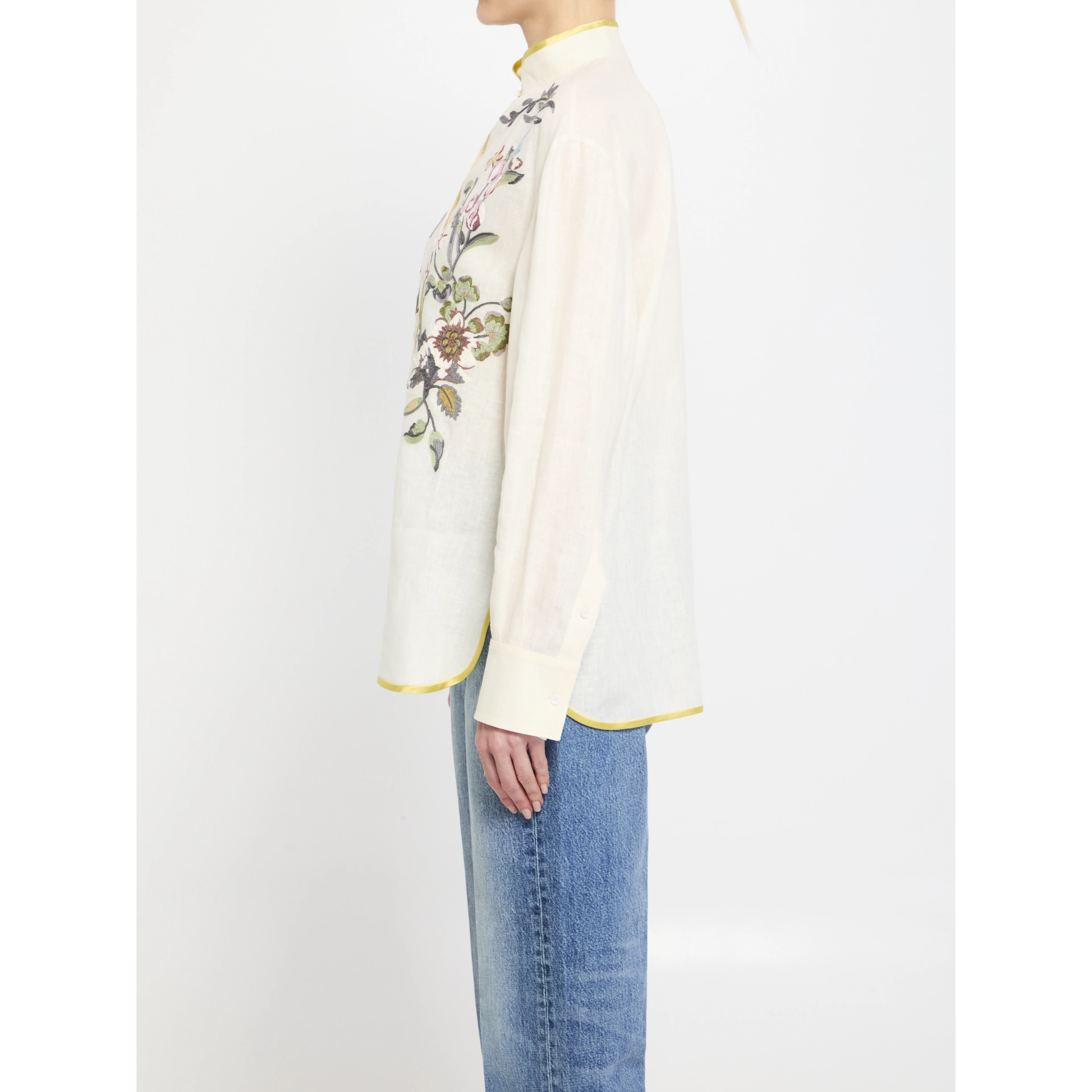 Linen shirt with embroidery