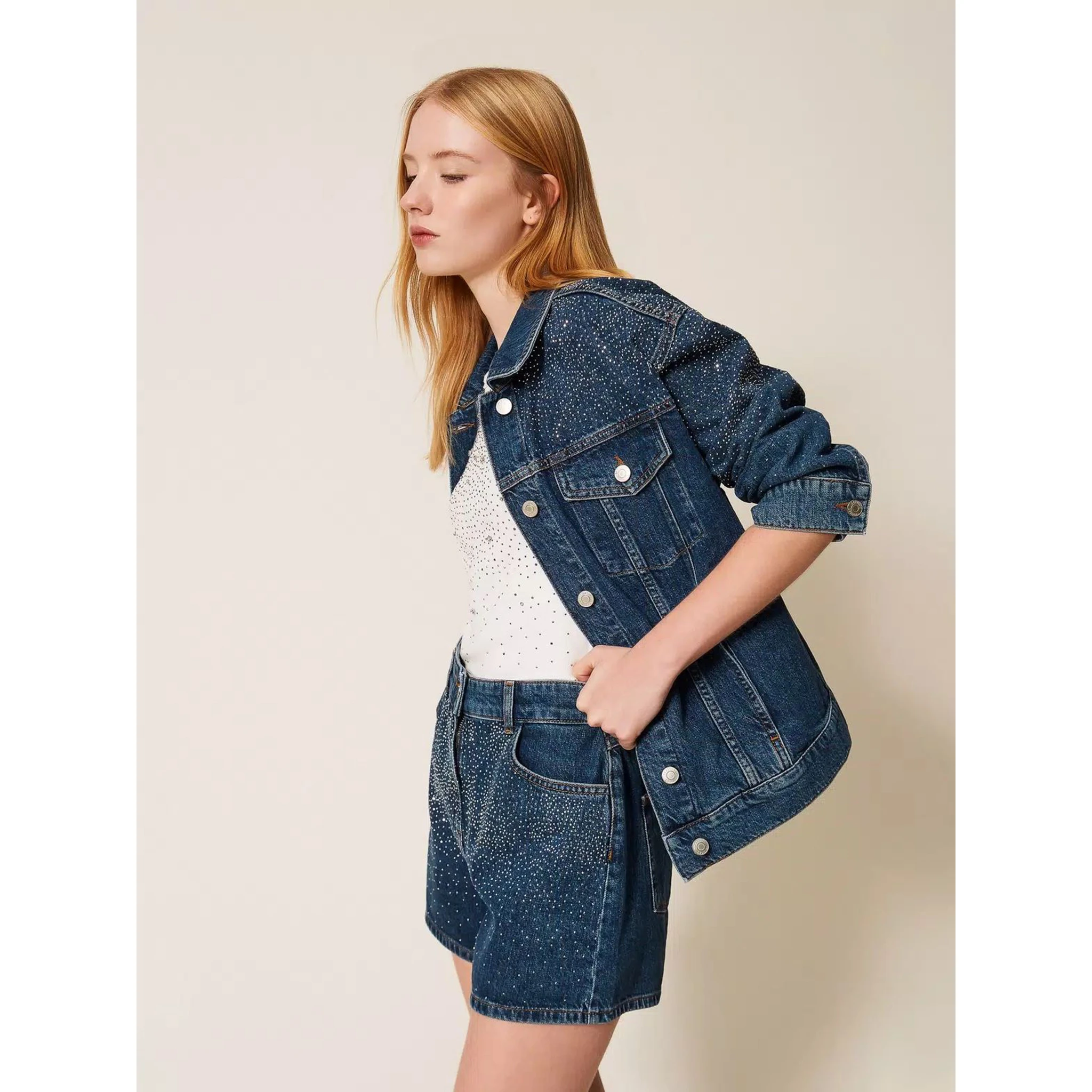 شورت توينسيت