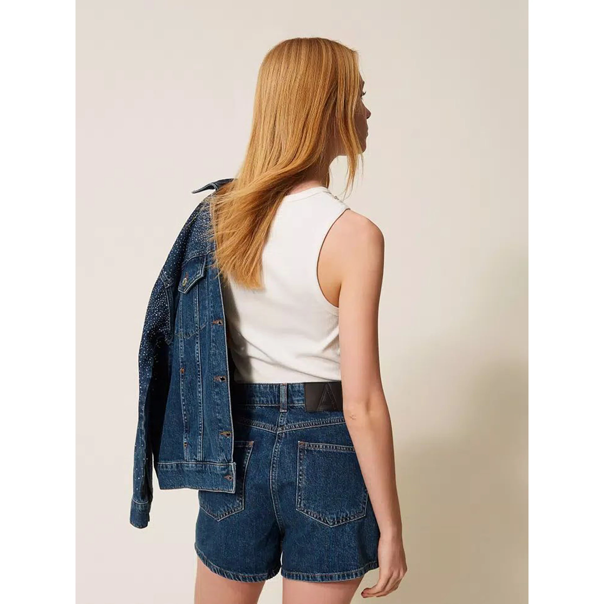 شورت توينسيت