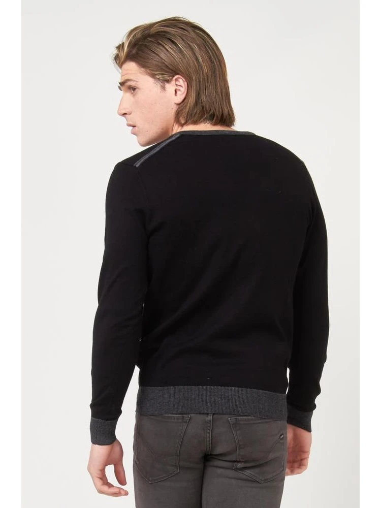 سويت شيرت قطني أسود alternative