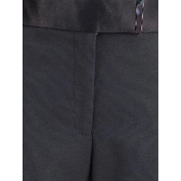 بنطال حريري ذهبي