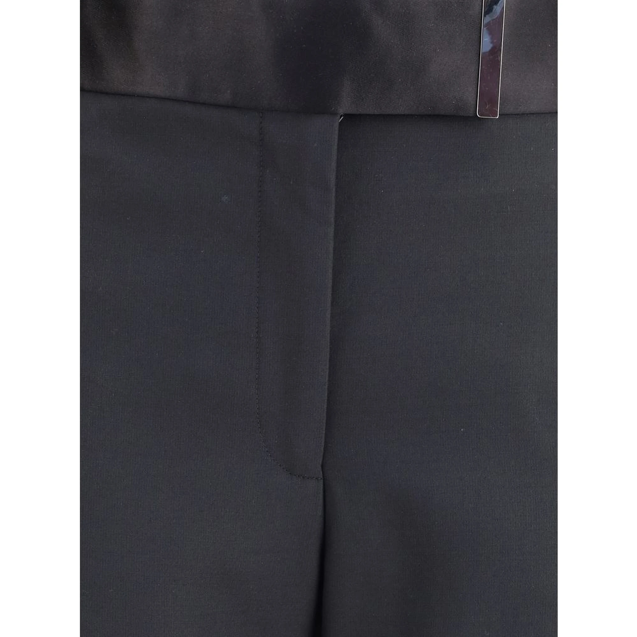 بنطال حريري ذهبي