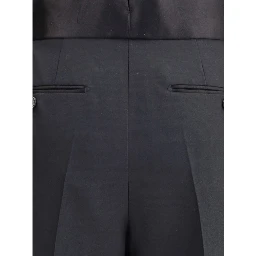 بنطال حريري ذهبي