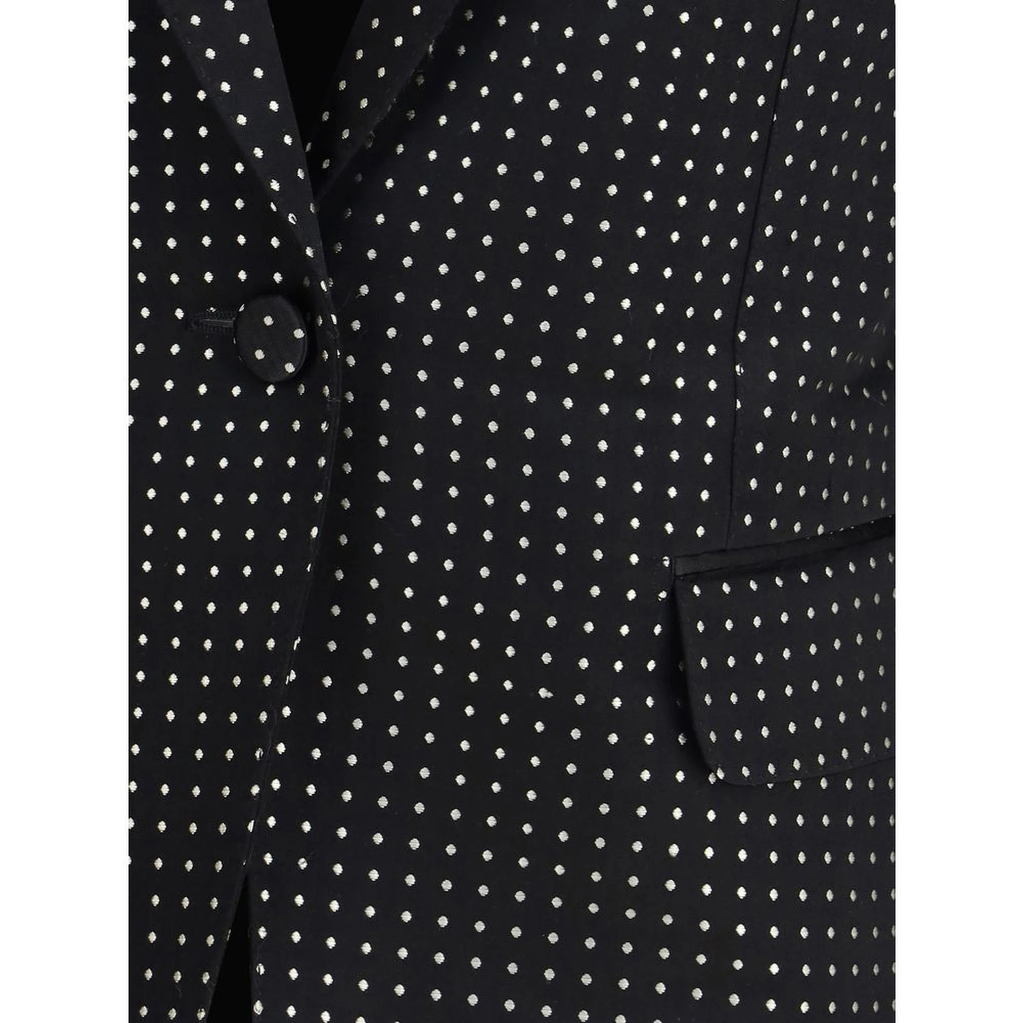 معطف حريري أسود