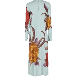 فستان واسع بأكمام طويلة