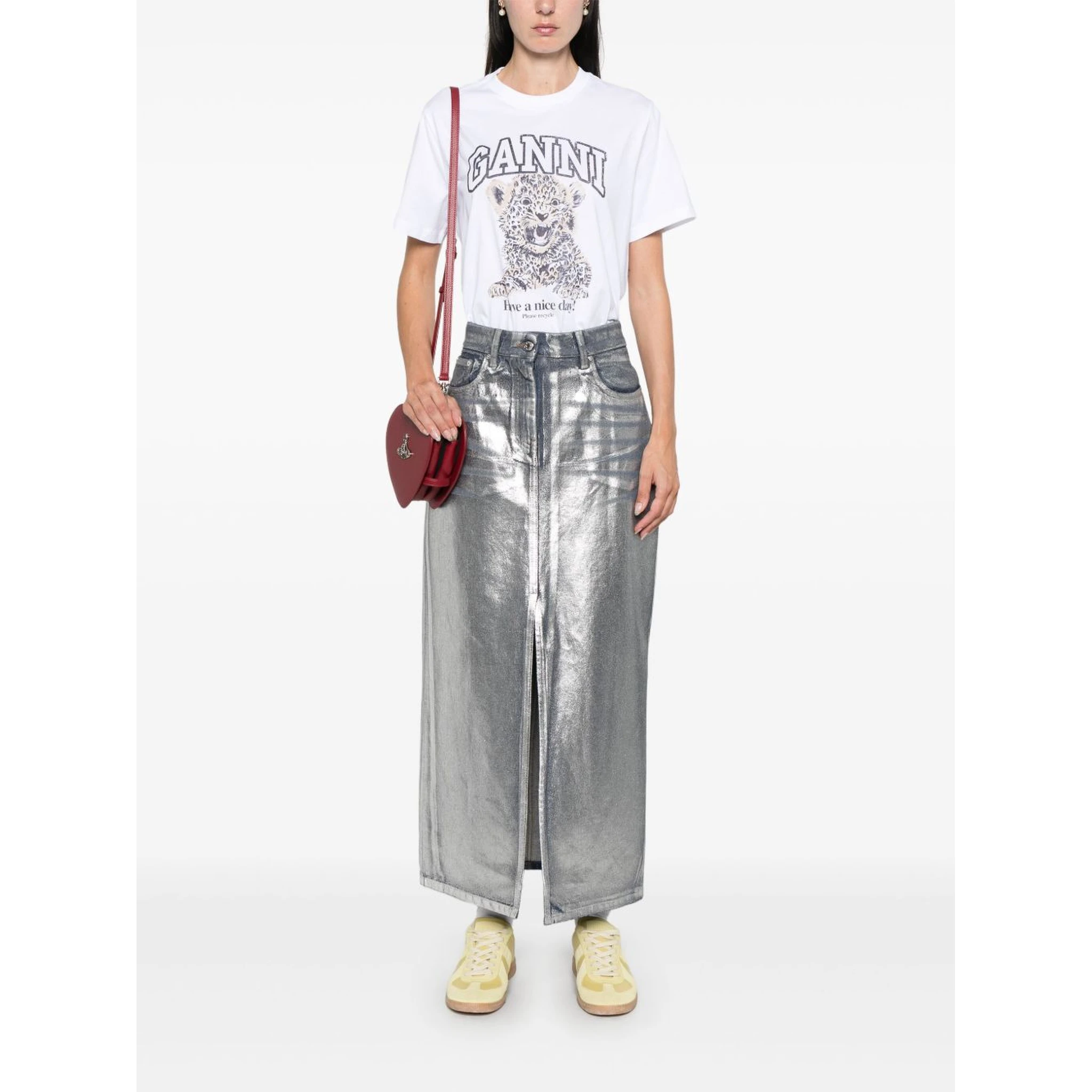 تيشيرتات وبولو غاني متعددة الألوان