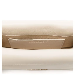 حقائب جاكيموس.. عاجية