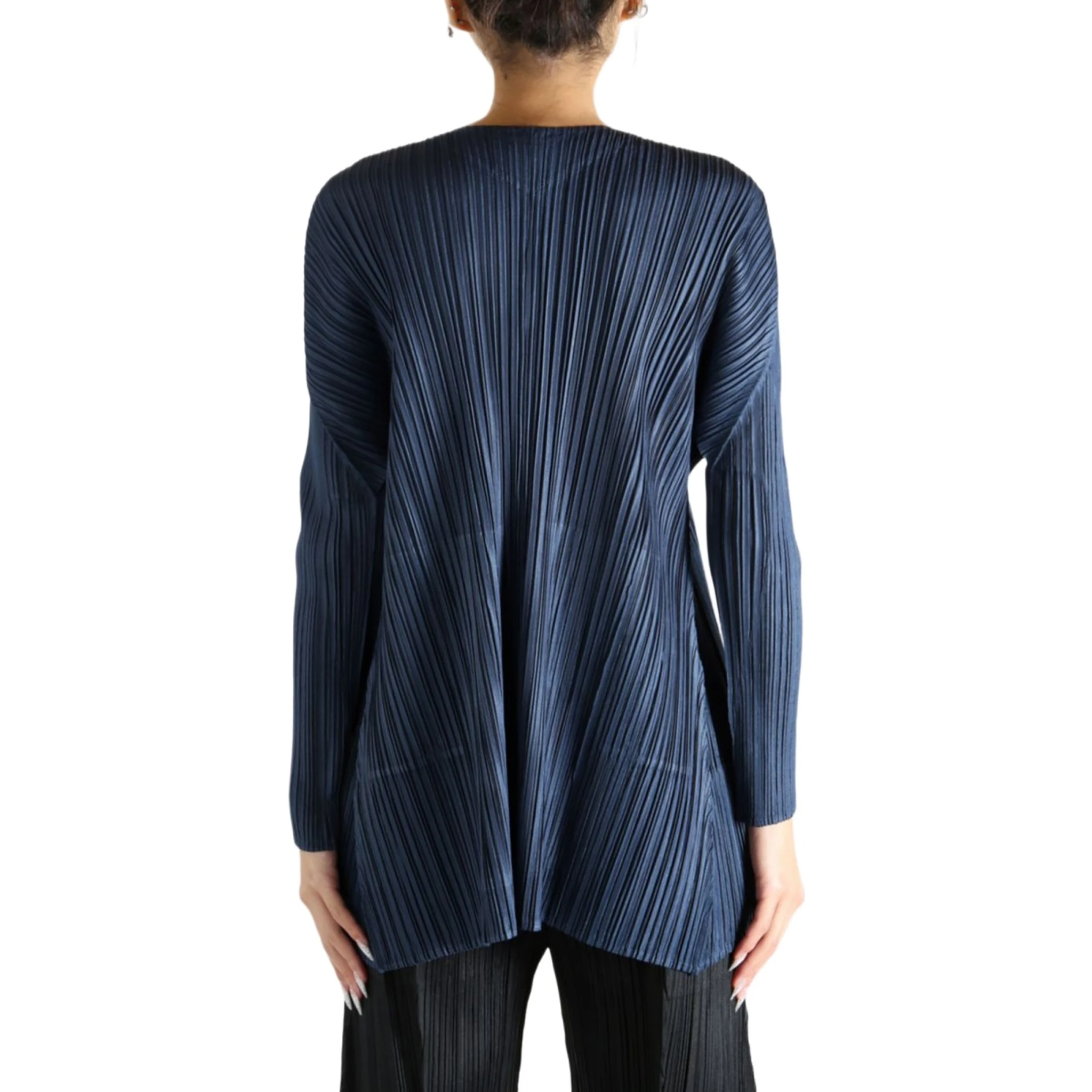 "MELLOW PLEATS" COAT